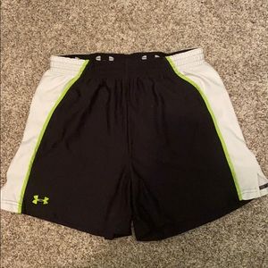 Women’s small under armour shorts